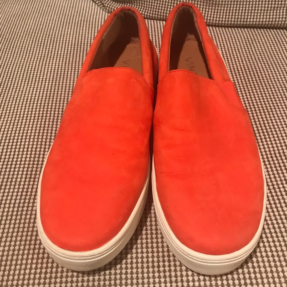 Vince poppy red slip on sneakers
